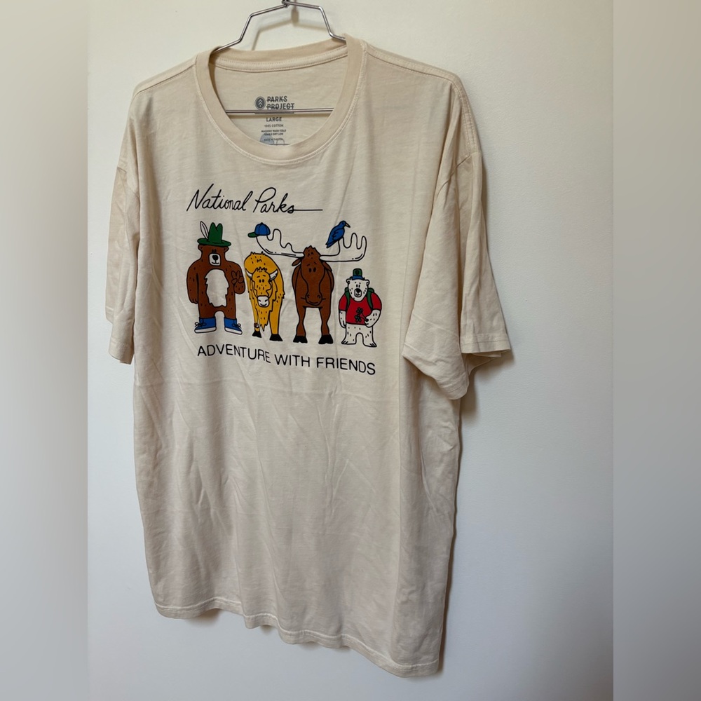 NWOT Parks Project Adventure With Friends T-Shirt Size Large - Picture 8 of 11